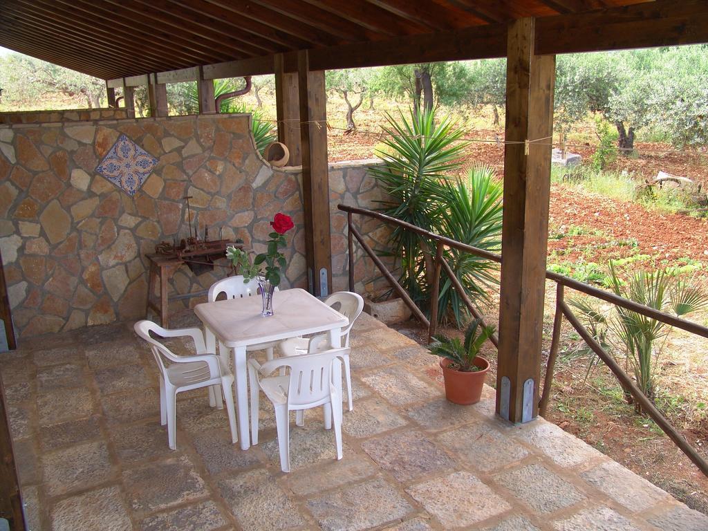 Baglio Montoleone Villa Кастелуцо Стая снимка